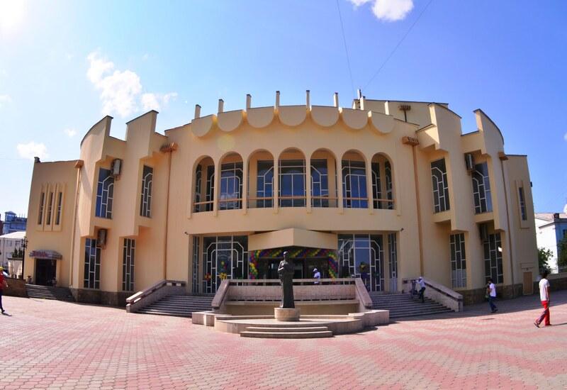 Кумыкский музыкально-драматический театр в Махачкале